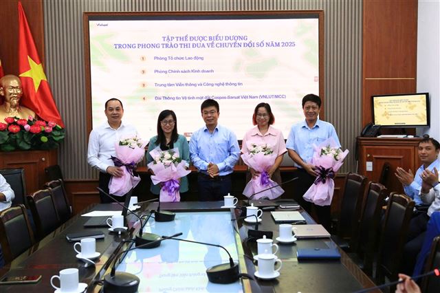 VISHIPEL TỔ CHỨC HỘI THẢO “ĐỔI MỚI SÁNG TẠO & CHUYỂN ĐỔI SỐ” VÀ KHEN THƯỞNG PHONG TRÀO THI ĐUA NĂM 2025
