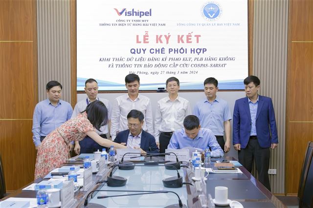Lễ ký kết Quy chế phối hợp khai thác dữ liệu đăng ký phao ELT, PLB hàng không và thông tin báo động cấp cứu Cospas-Sarsat giữa VISHIPEL và Tổng Công ty Quản lý bay Việt Nam
