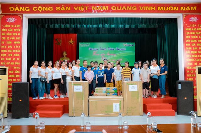 VISHIPEL thăm hỏi tặng quà các em nhỏ có hoàn cảnh đặc biệt tại Trung tâm Bảo trợ xã hội tỉnh Hải Dương