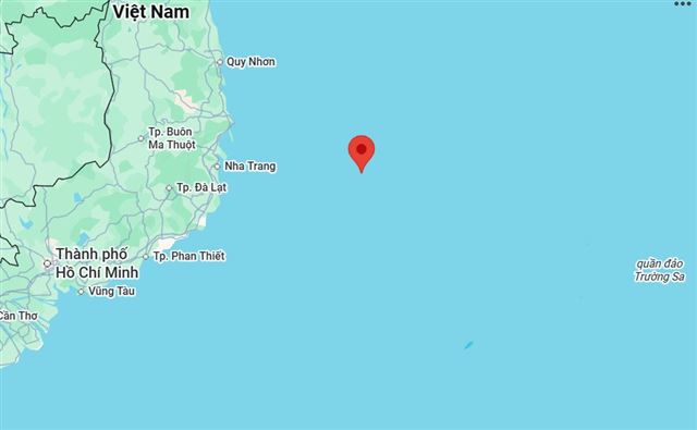 Tàu cá KH 99171 TS hỏng máy, thả trôi trên biển