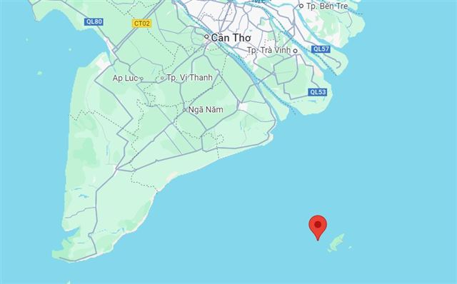 Hỗ trợ tàu cá BTH 97171 TS tìm kiếm thuyền viên mất tích