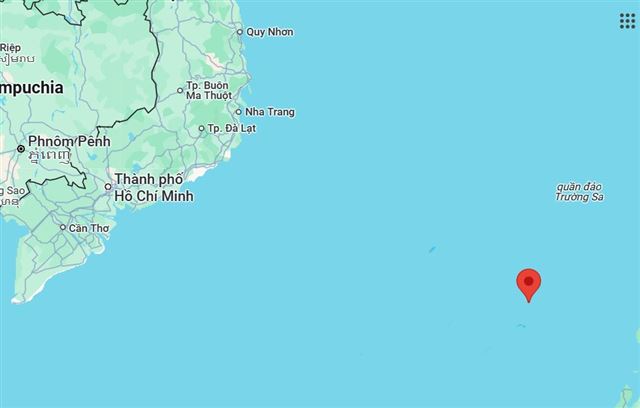 Hỗ trợ y tế thuyền viên tàu QNg 90594 TS gặp tai biến trên biển