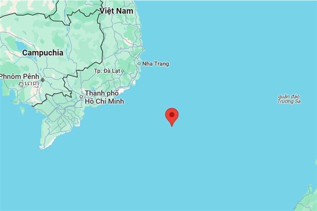 Hỗ trợ y tế thuyền viên tàu BĐ 97960 TS gặp tai nạn trên biển