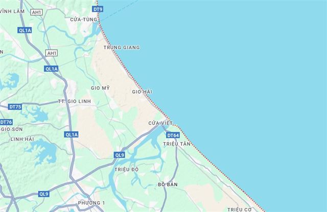 Ra biển khi hoàn lưu bão vẫn còn, 13 thuyền viên gặp nạn