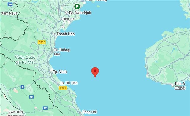 Tàu cá NA 98687 TS chìm, 1 thuyền viên mất tích trên biển