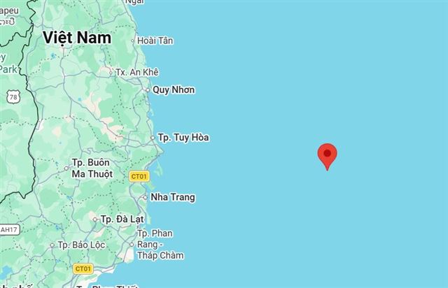 2 tàu cá Quảng Ngãi hỏng máy, 70 ngư dân cần hỗ trợ trên biển