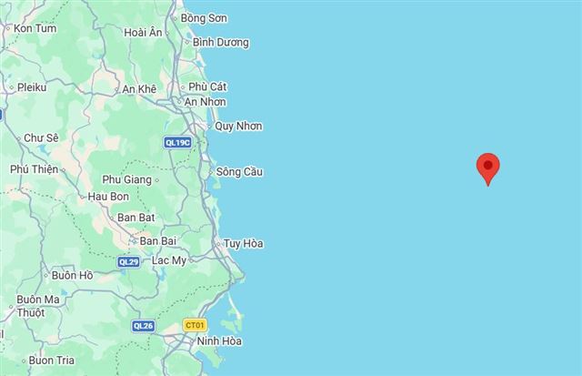 Hỗ trợ tìm kiếm 2 thuyền viên tàu cá BĐ 95686 TS mất tích trên biển