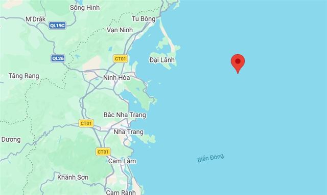 Tàu cá QNg 95157 TS cháy trên biển, 30 thuyền viên được đưa vào bờ an toàn