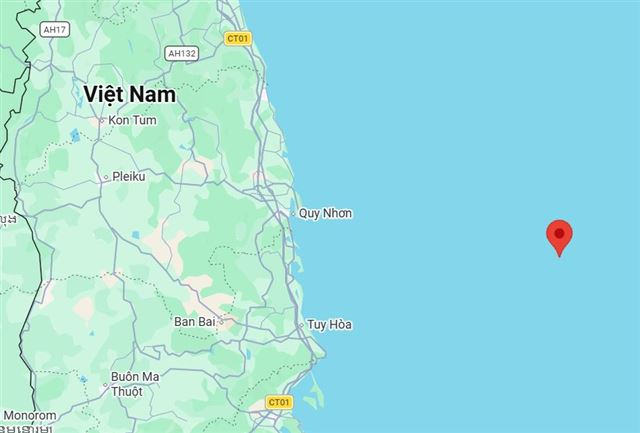 Tàu cá BĐ 98284 TS bị chìm, 10 thuyền viên được cứu vớt