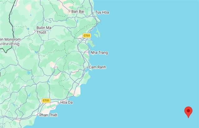 Tàu cá có 21 lao động bị hỏng máy, thả trôi ngoài khơi